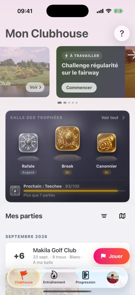 Fiche du trou 1 en mode simple avec le score, la direction du départ, les putts et les pénalités.